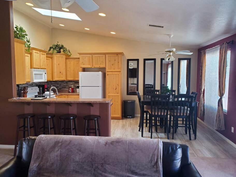 עמוד I Deal Lake Powell Home 3Br, Jacuzzi, Bbq, Firepit מראה חיצוני תמונה