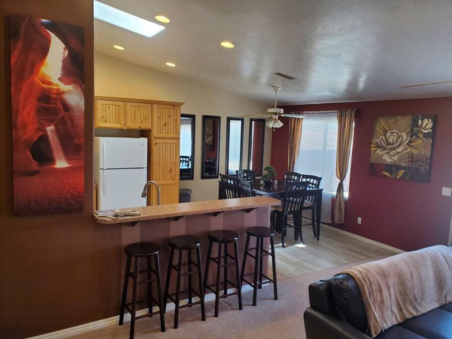 עמוד I Deal Lake Powell Home 3Br, Jacuzzi, Bbq, Firepit מראה חיצוני תמונה