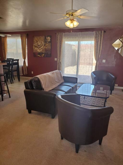 עמוד I Deal Lake Powell Home 3Br, Jacuzzi, Bbq, Firepit מראה חיצוני תמונה